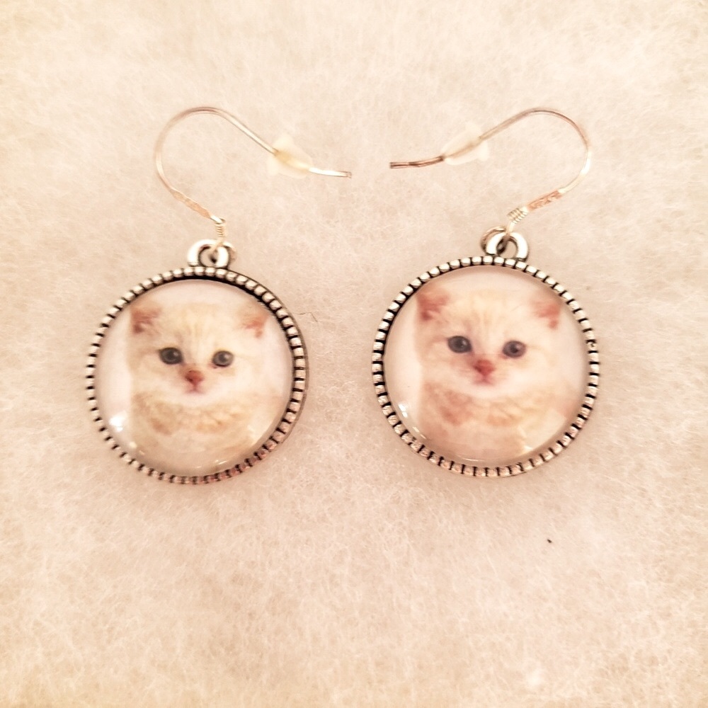 💥$14 Each or 2/$10💥 🆕 20mm 1 1/8” Length Handmade Sterling Silver Kitty Earrings
